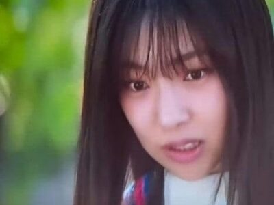 لي جيني وهوانغ شين هاي يوقفون مع بعض في درامتهم الجديدة ويكسبون قلوب الجمهور