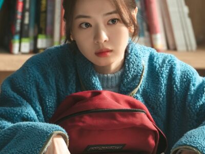 هوانغ بو ريوم بيول تبهر الجمهور بدور طالبة هندسة عبقرية في LOVE.exe